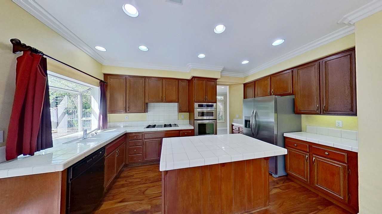 28542 Cedar Ridge Rd - Photo 5 of 20