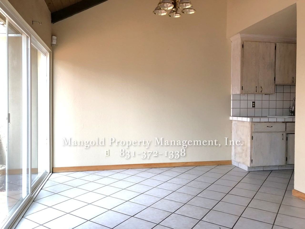 1549 Valdez Cir - Photo 4 of 14