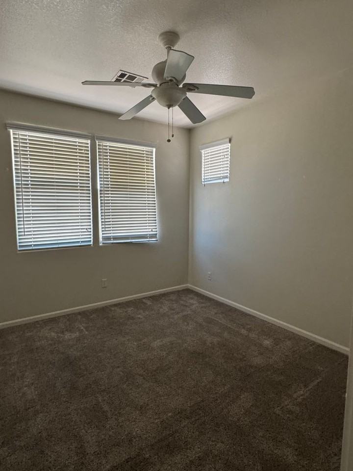 13518 W Cypress St - Photo 5 of 15