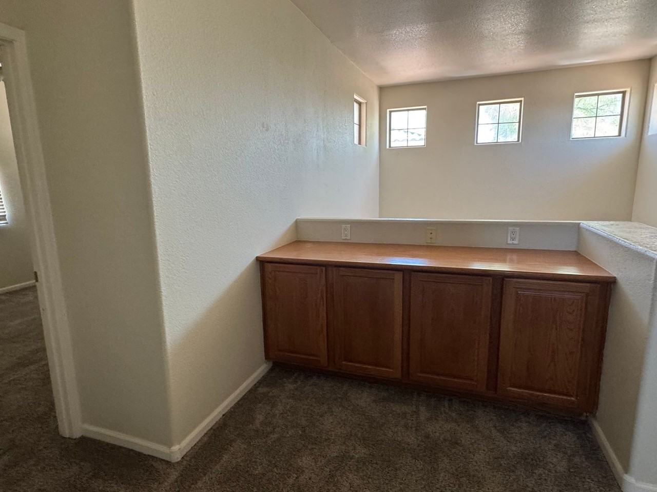 13518 W Cypress St - Photo 6 of 15