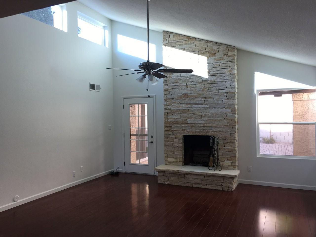 2044 W Nopal Ave - Photo 3 of 25