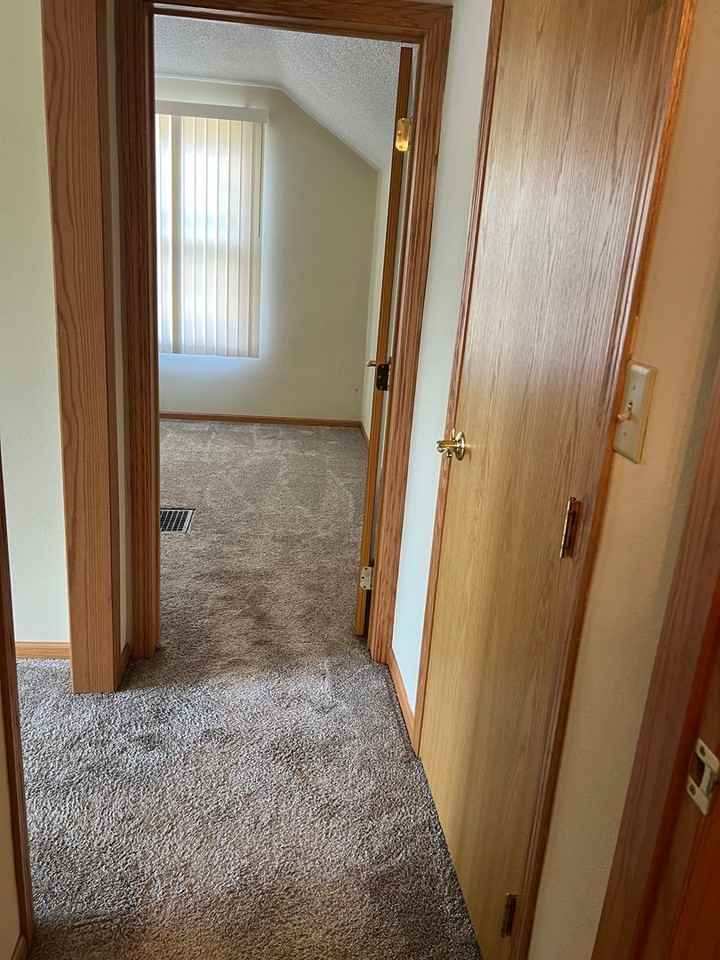 140 4th Ave N - Photo 2 of 16