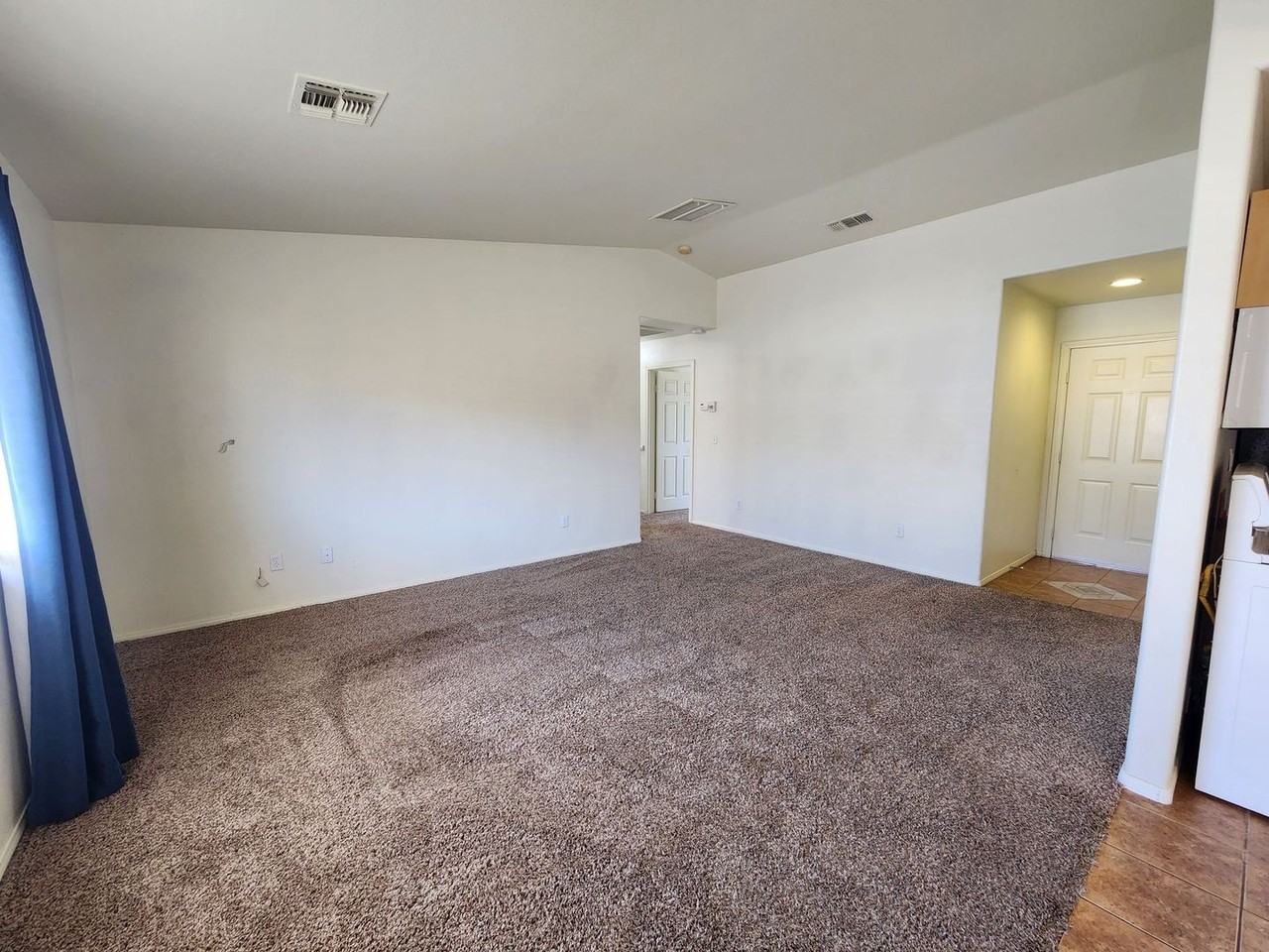 74698 Serrano Dr - Photo 4 of 12