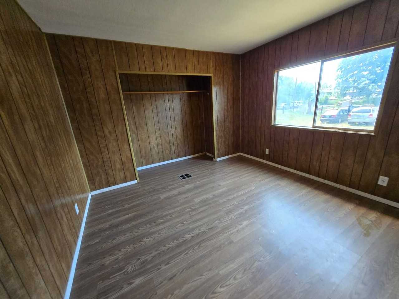 251 Major Dr - Photo 3 of 6