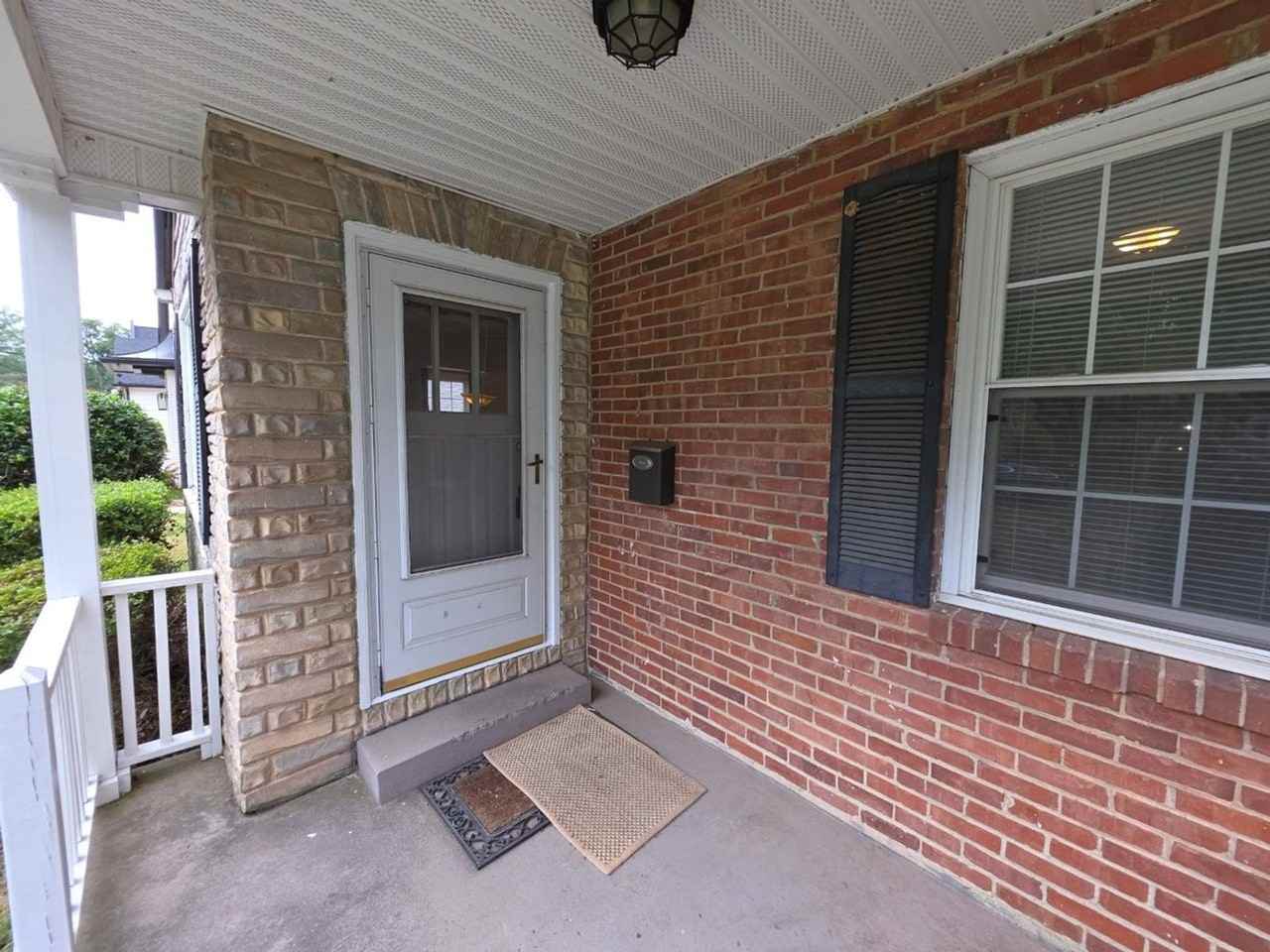 356 Melbourne Ct - Photo 2 of 29