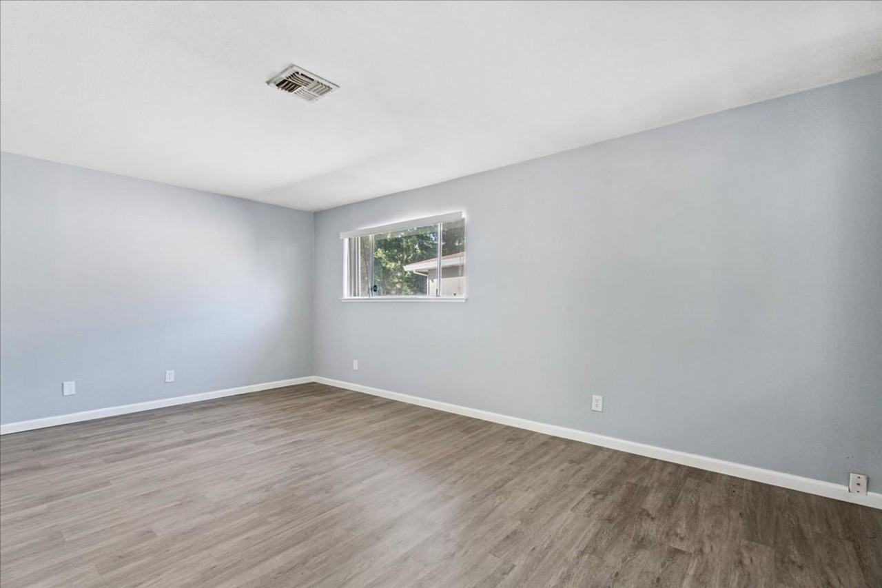 4718 Hayford Way #4 - Photo 4 of 22