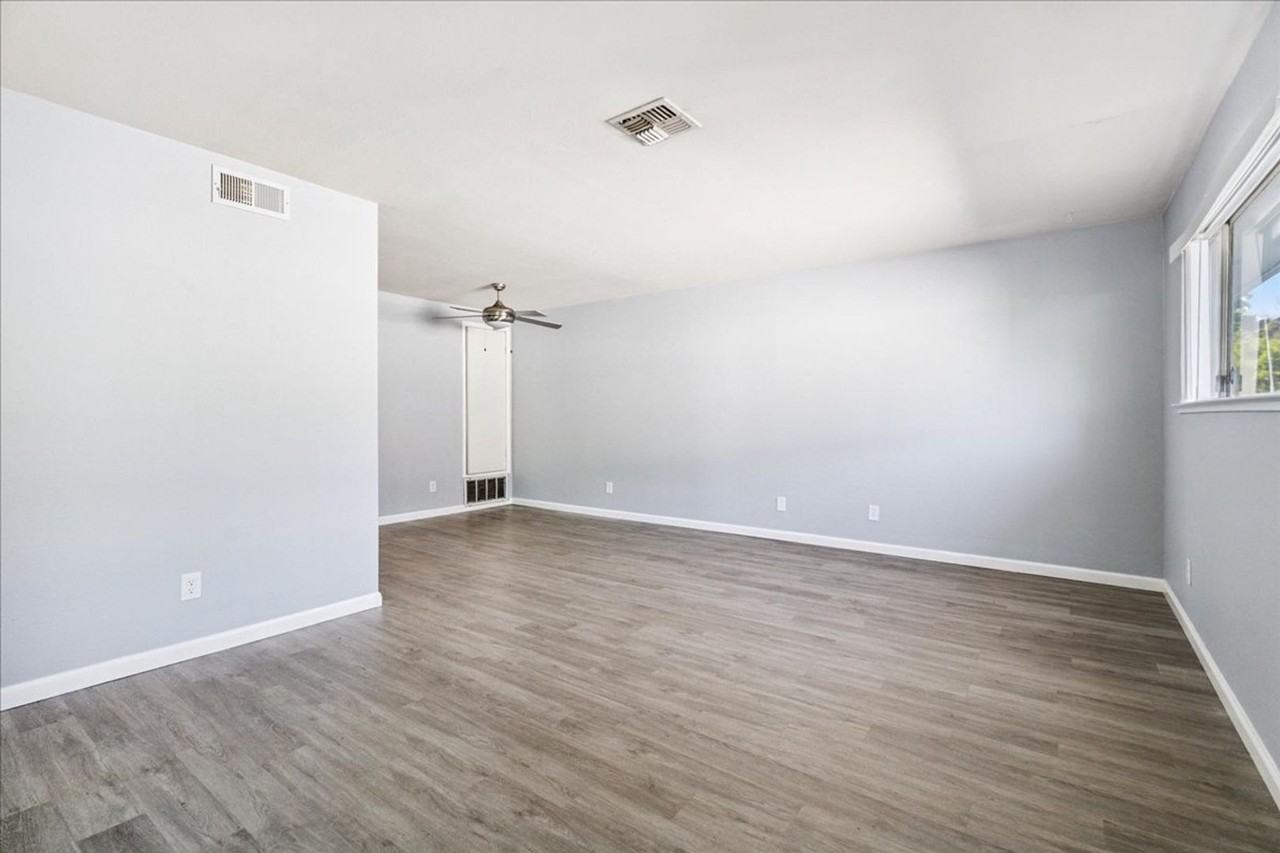 4718 Hayford Way #4 - Photo 5 of 22