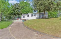 5736 S Lakeshore Dr - Photo 1 of 1