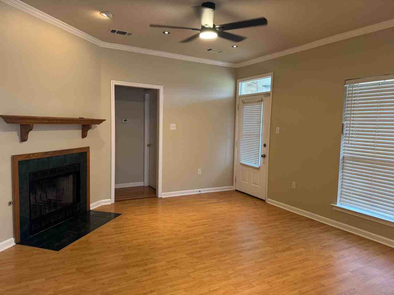 13669 Joseph St - Photo 3 of 11