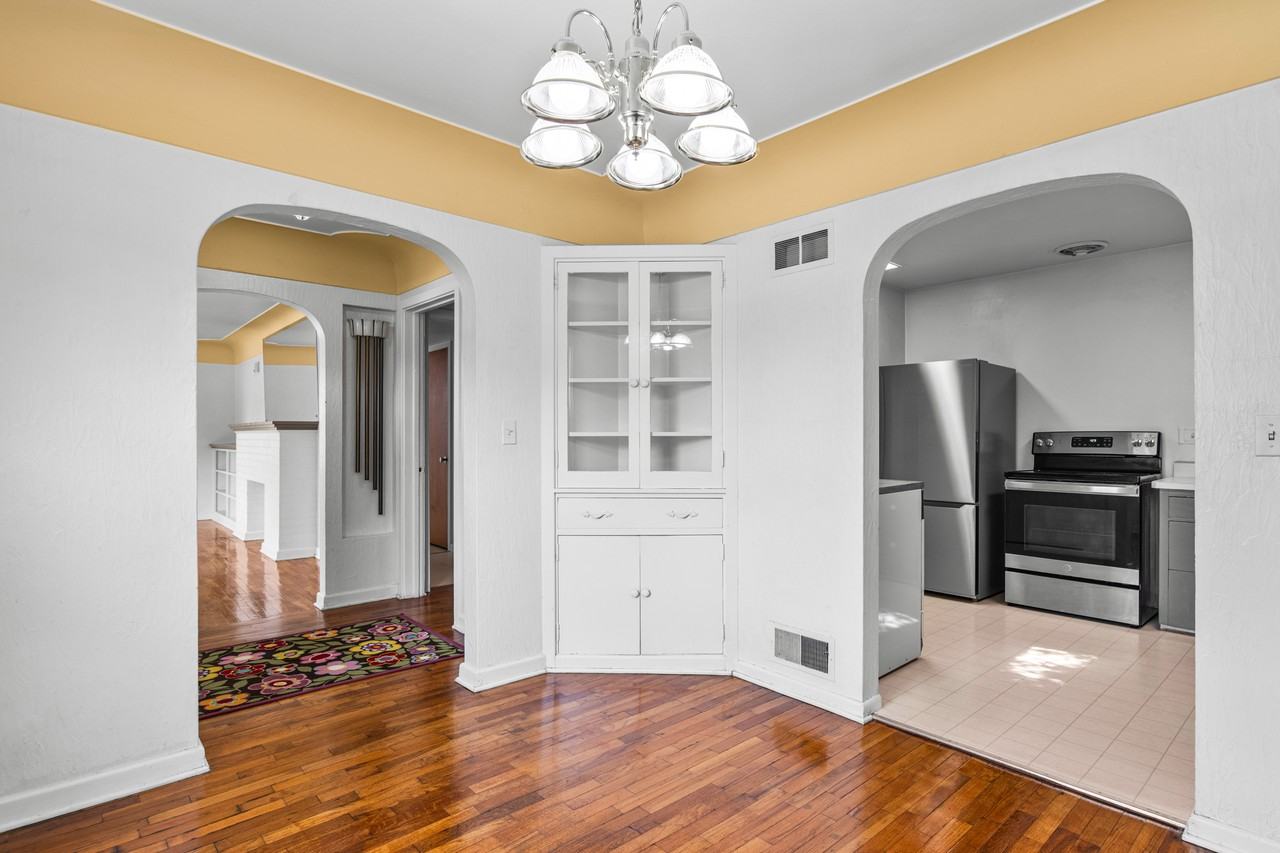 644 Avenue F #NA - Photo 6 of 18