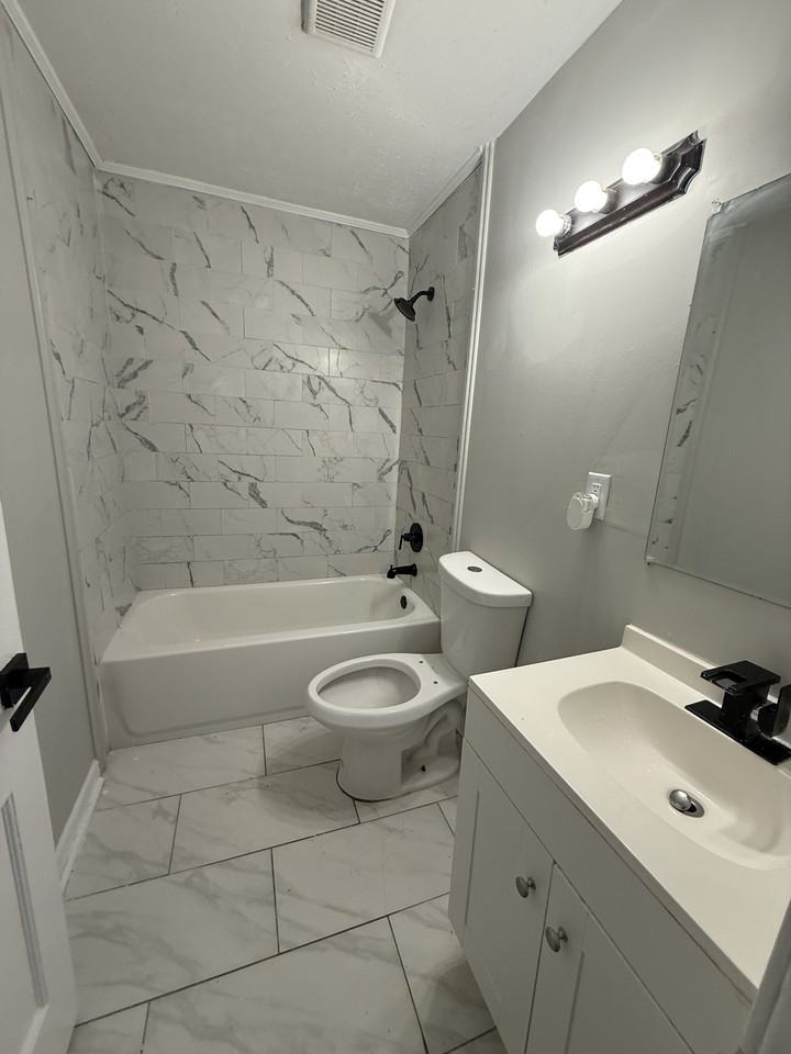 2404 Alexander Ave #NA - Photo 3 of 19