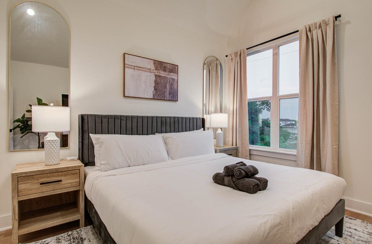 3311 Daphne St #3311 - Photo 5 of 37