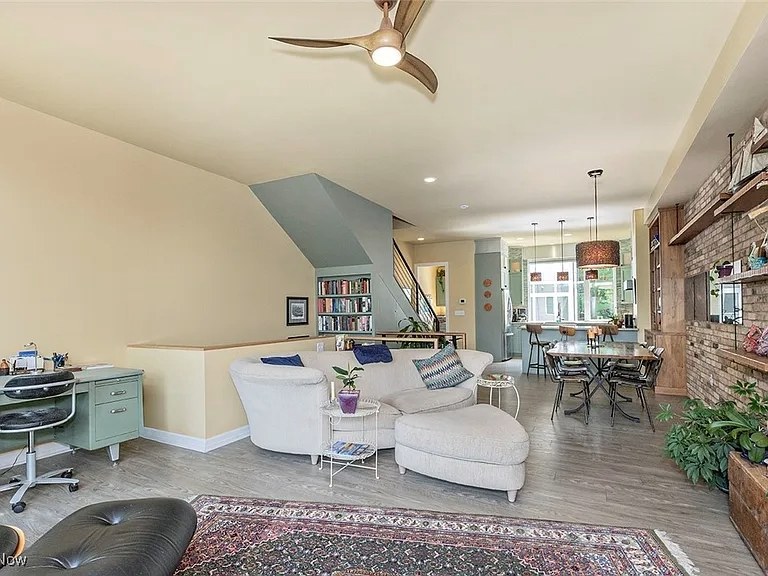 1569 E 118th St #NA - Photo 2 of 39