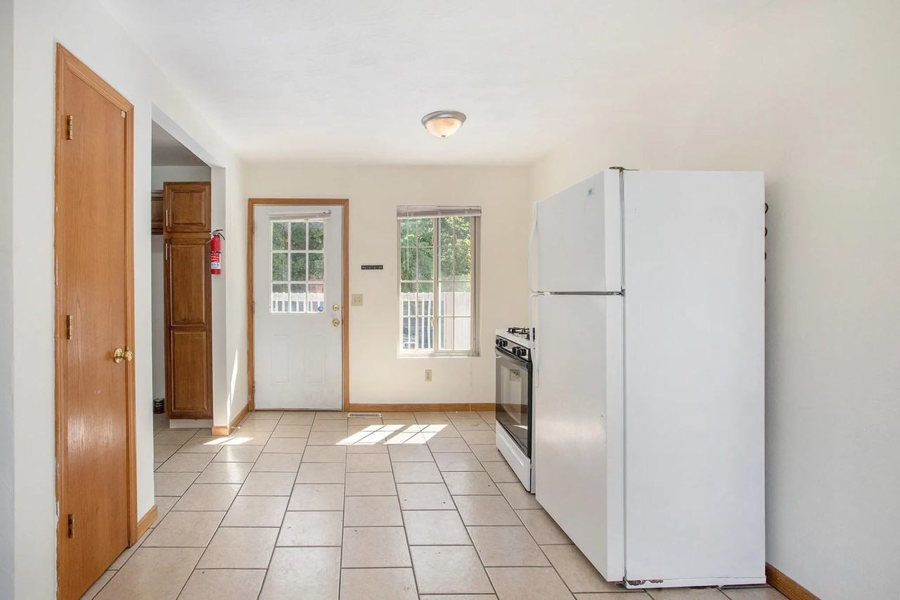 1419 Lafayette Ave #NA - Photo 5 of 9