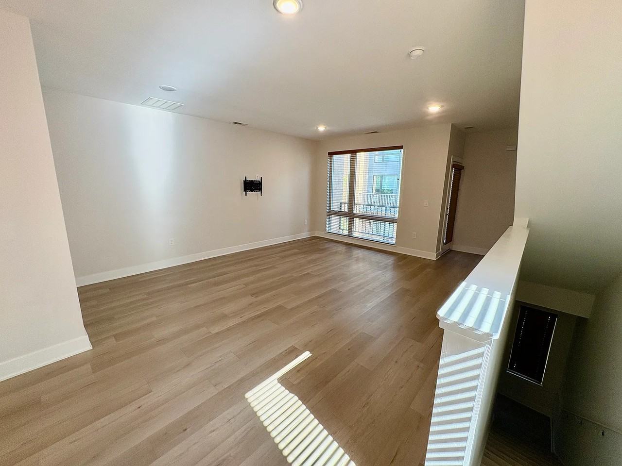 7304 Park Place Ct #7304 - Photo 5 of 27