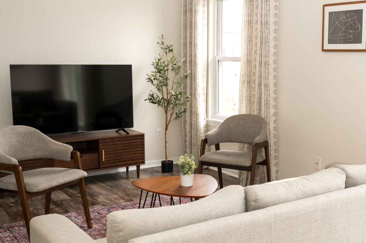 2684 Wynterpointe Ct #NA - Photo 3 of 15