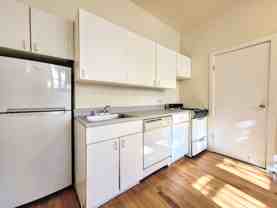 816 West Waveland Avenue #33 - Photo 1 of 1