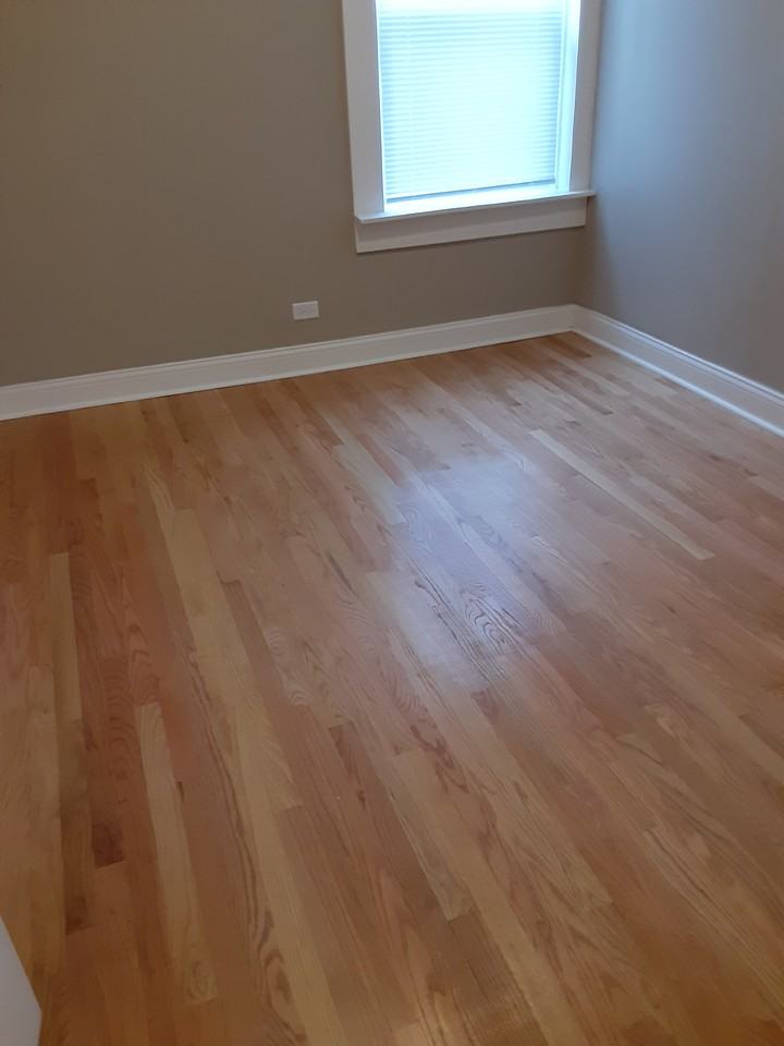 1118 W 90th St #2 - Photo 2 of 6