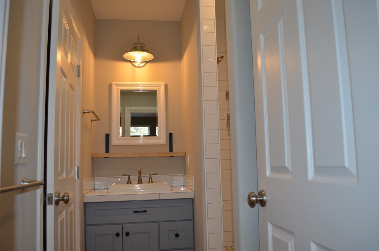 2111 Deer Valley Rd #NA - Photo 4 of 11