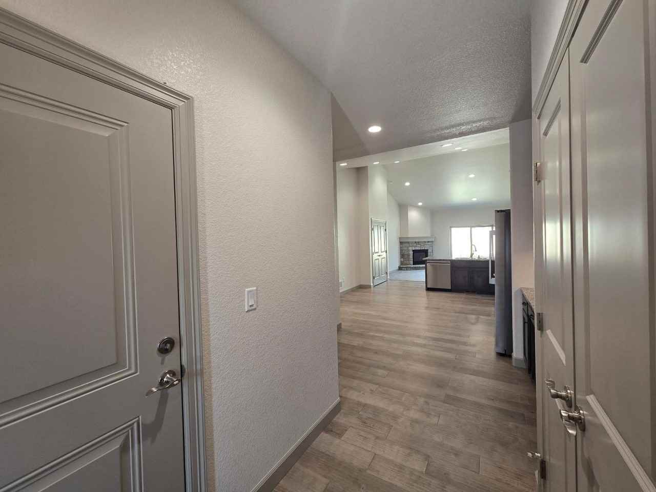 533 Brecken Ct - Photo 2 of 36