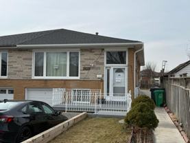 3563 Laddie Cres #UPPER - Photo 1 of 1