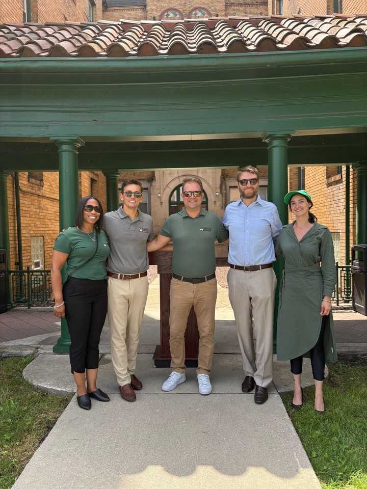 Glynn Court Apartments - Photo 4 of 50