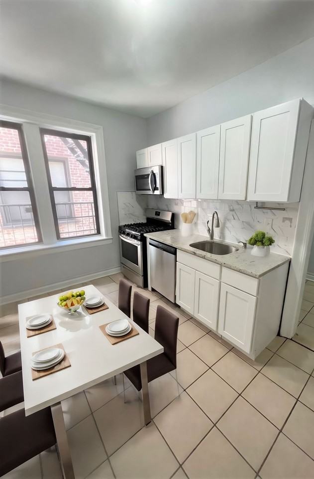 458 Kennedy Blvd. - Photo 2 of 8