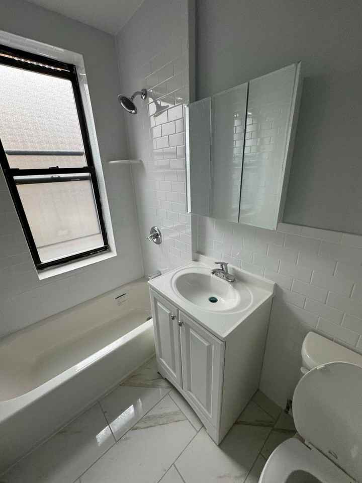 458 Kennedy Blvd. - Photo 4 of 8