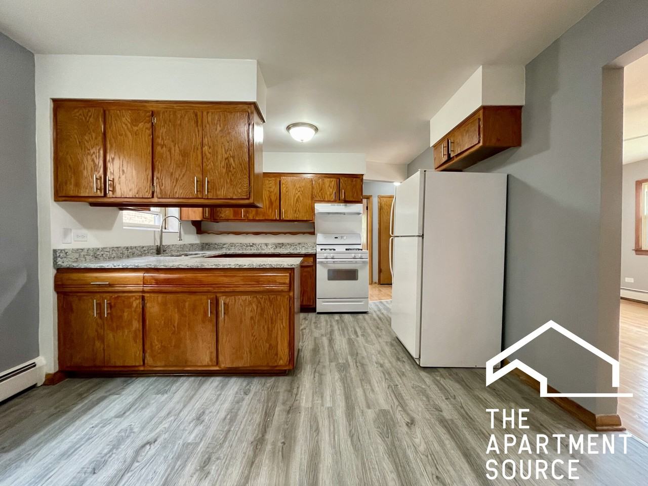 10237 Chestnut Ave #3 - Photo 2 of 14