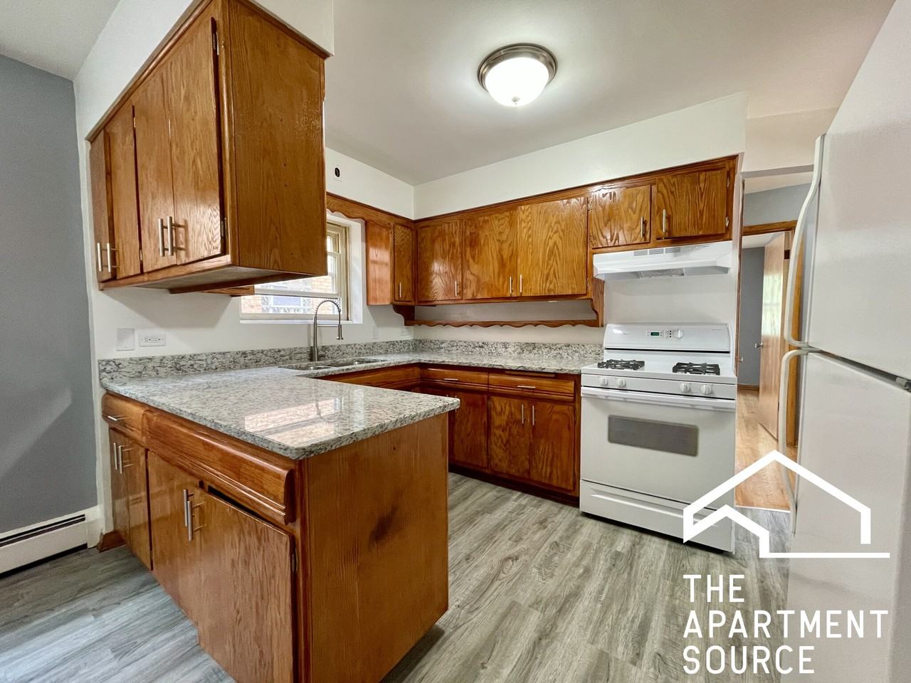 10237 Chestnut Ave #3 - Photo 3 of 14