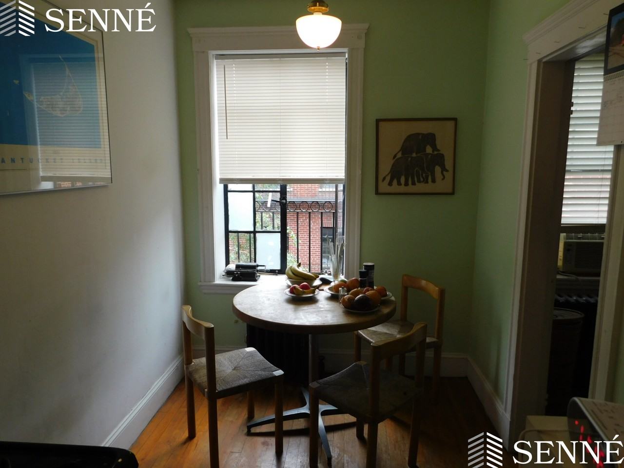 36 Linnaean St #15 - Photo 3 of 8