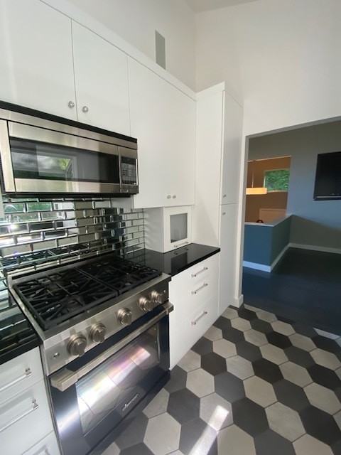 349 Sausalito Blvd #15033104 - Photo 5 of 42