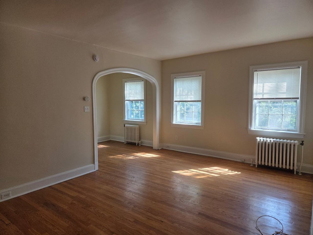 EDGEHILL COURT - Photo 5 of 11