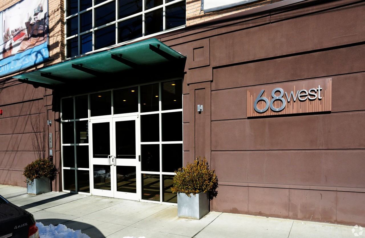 68 West Utopia - Photo 2 of 50