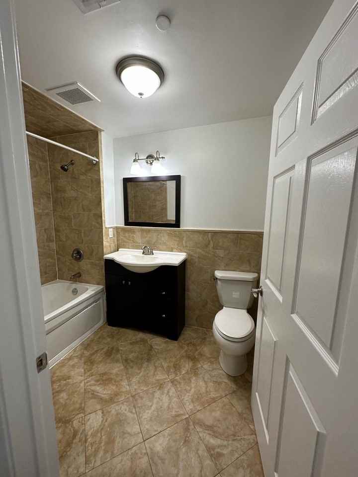 68 West Utopia - Photo 7 of 50