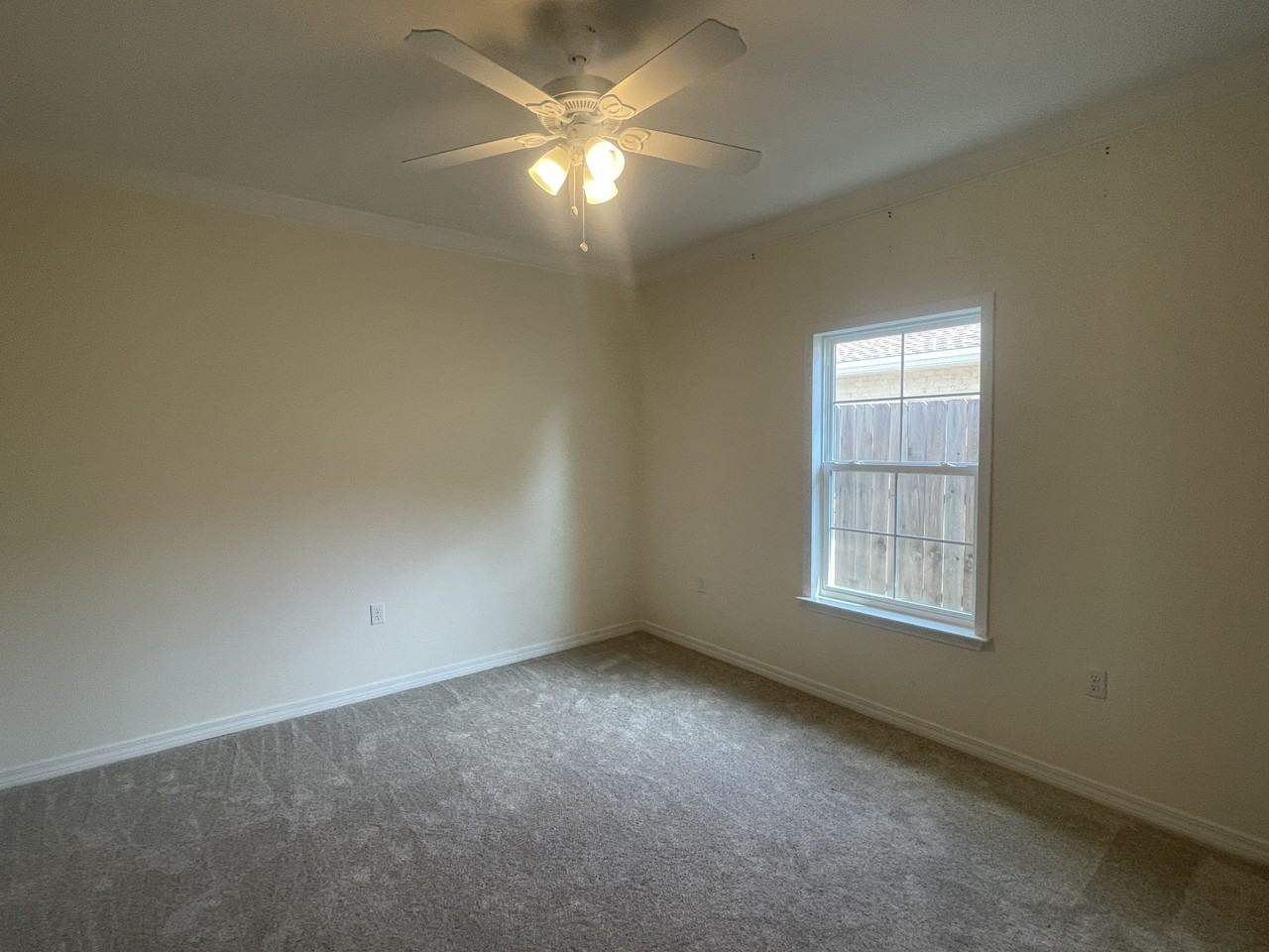 1578 Hickory St - Photo 2 of 19