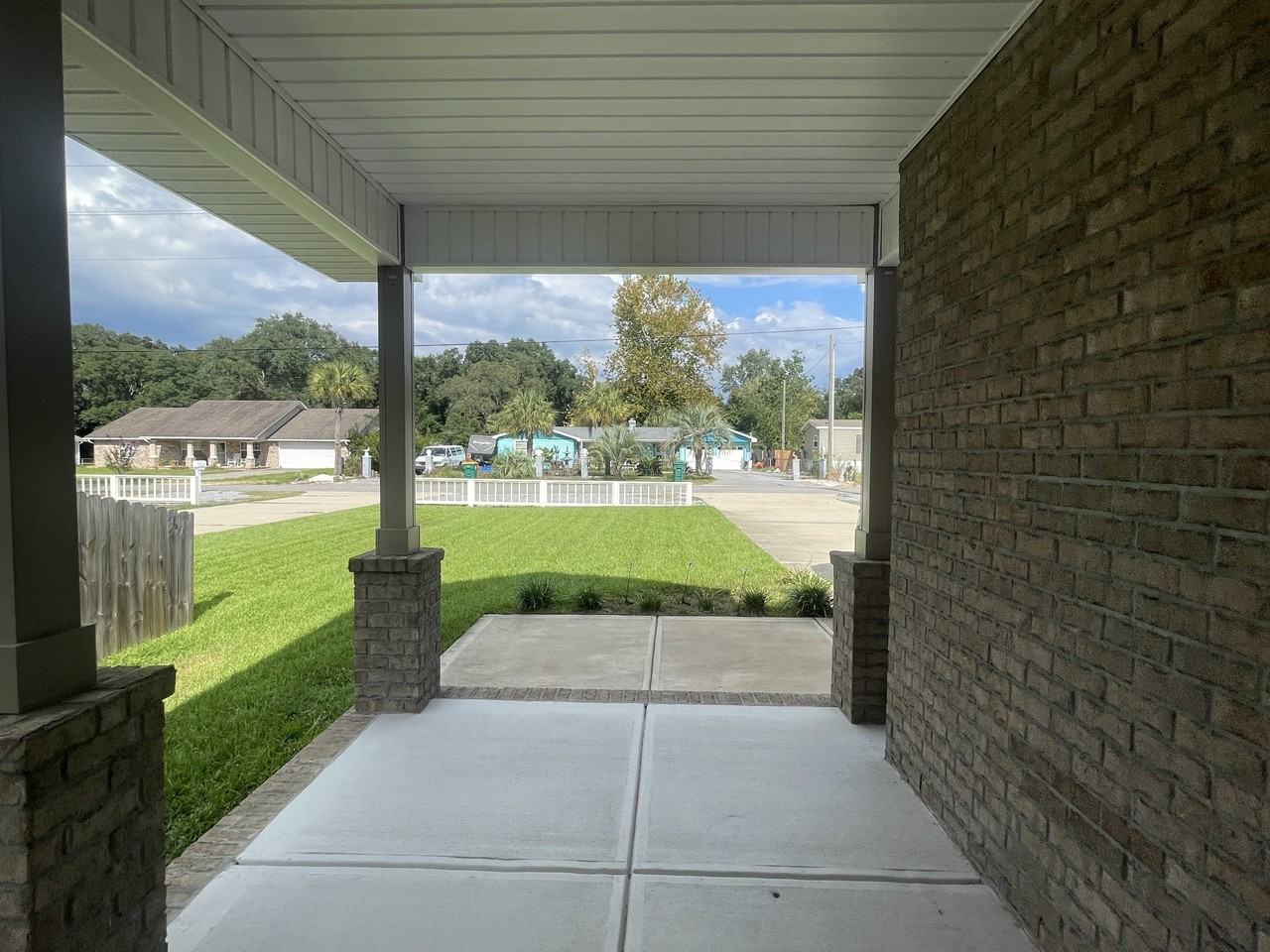 1578 Hickory St - Photo 6 of 19