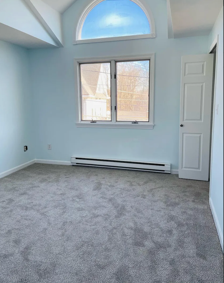 448 Mt Hope LLC - Photo 3 of 7