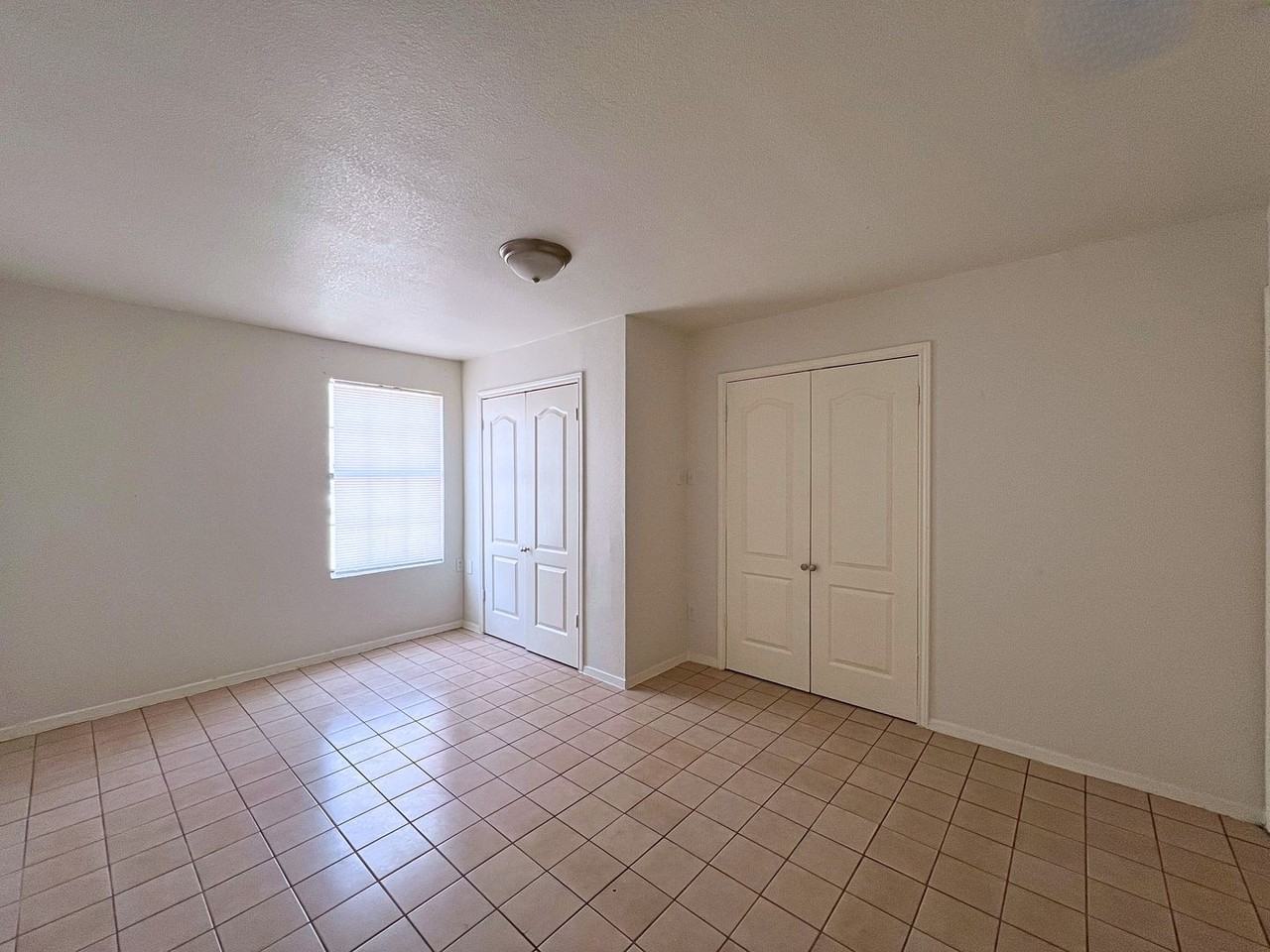 Oasis Escondido - Photo 6 of 29
