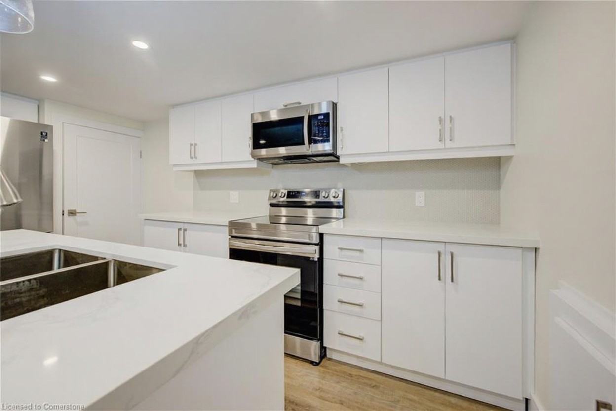 80 Westmount Road South - Photo 2 of 10