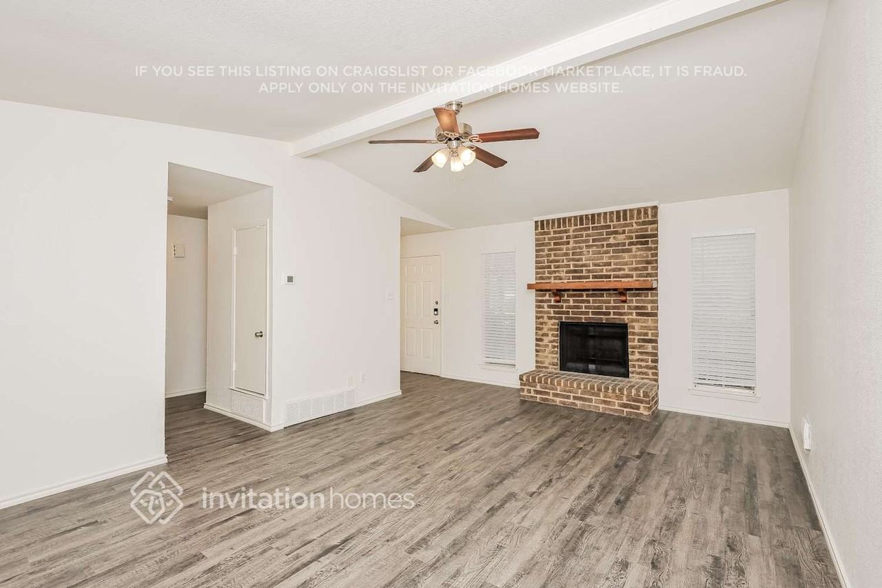 5905 Oak Hill Rd - Photo 4 of 18