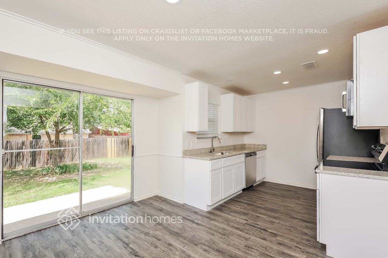 5905 Oak Hill Rd - Photo 7 of 18