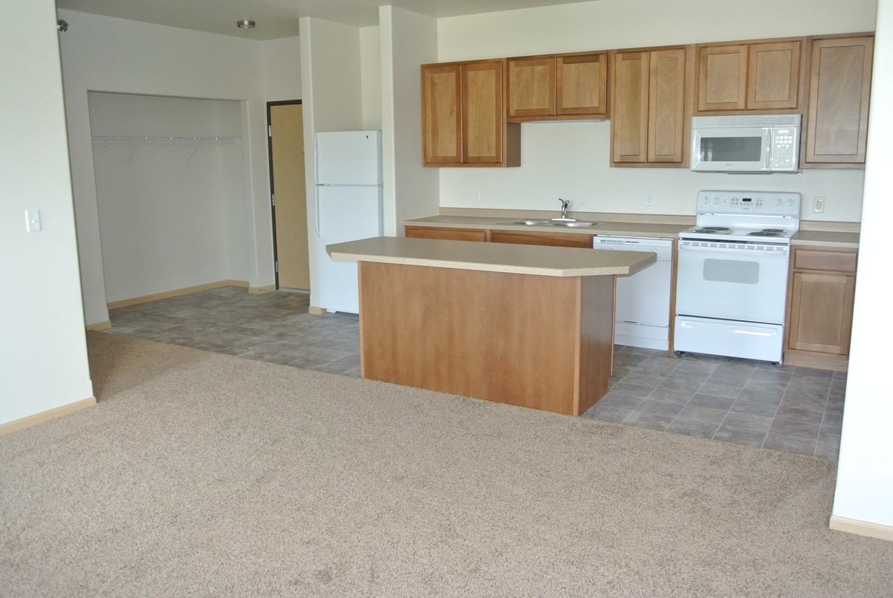 1900 Building - Photo 3 of 20