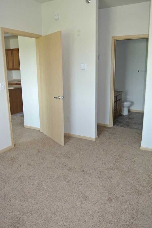 1900 Building - Photo 6 of 20