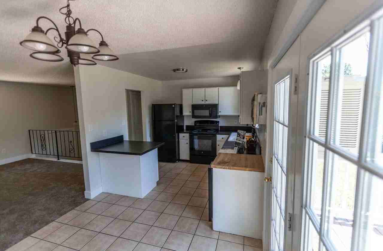 2537 Timber Ct - Photo 7 of 24