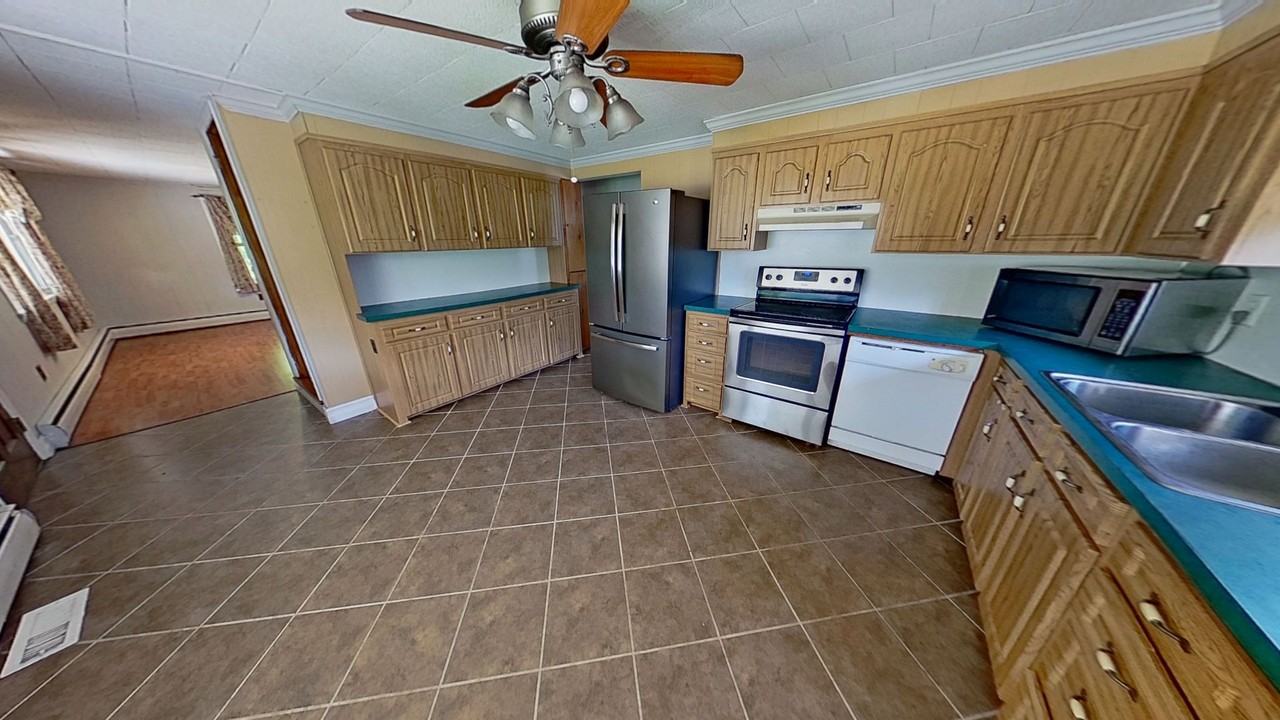 254 Ridge Ave - Photo 2 of 18