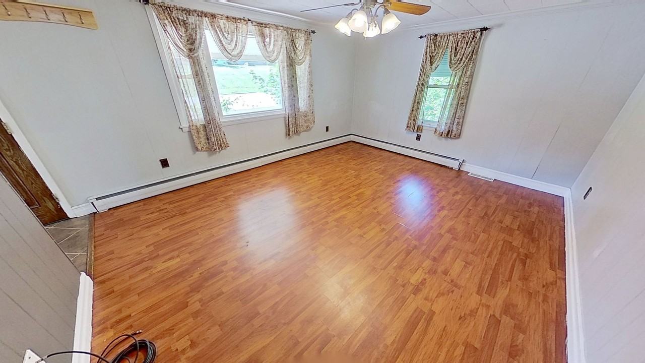 254 Ridge Ave - Photo 5 of 18