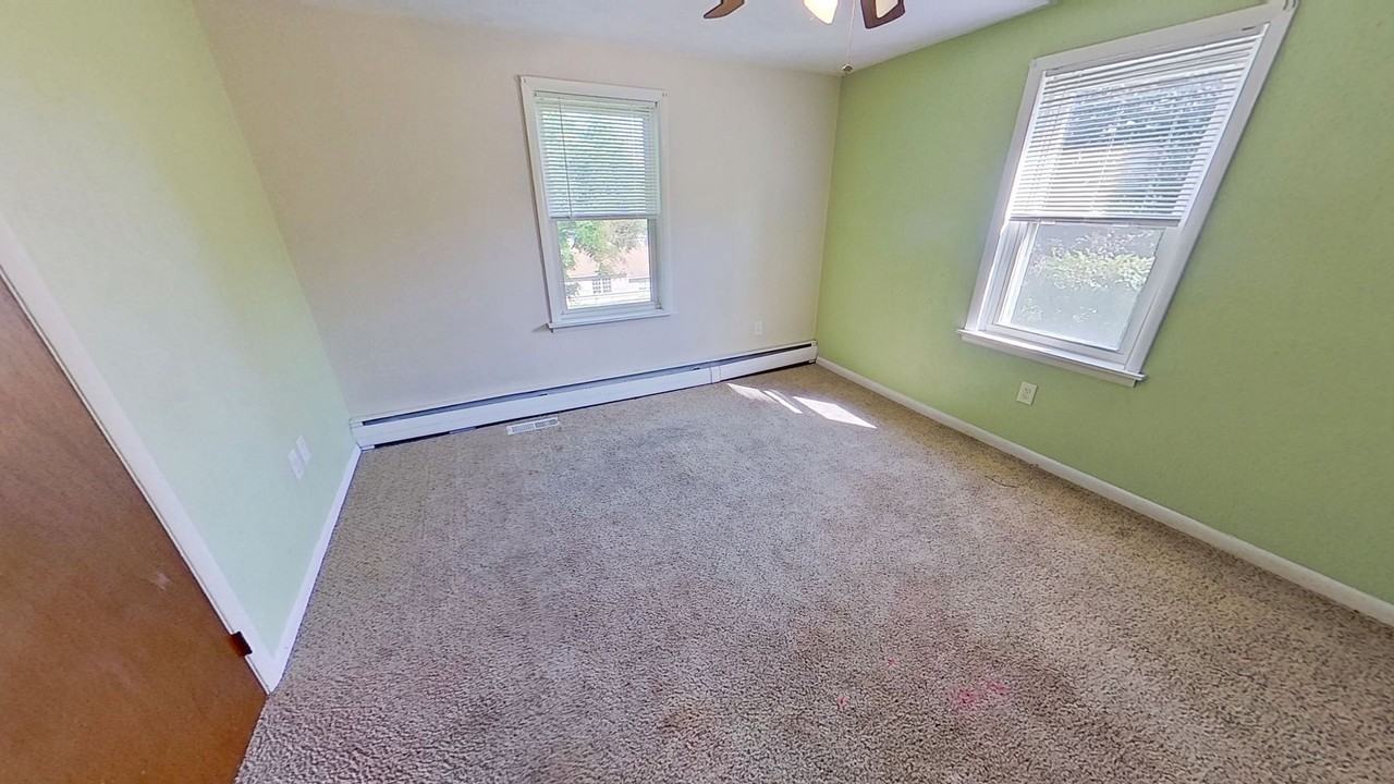 254 Ridge Ave - Photo 7 of 18