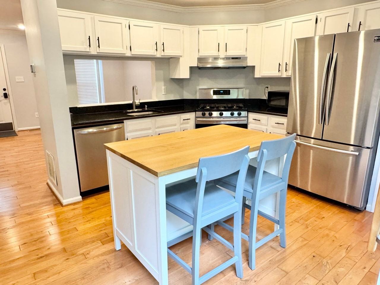 12298 Granada Way - Photo 5 of 25