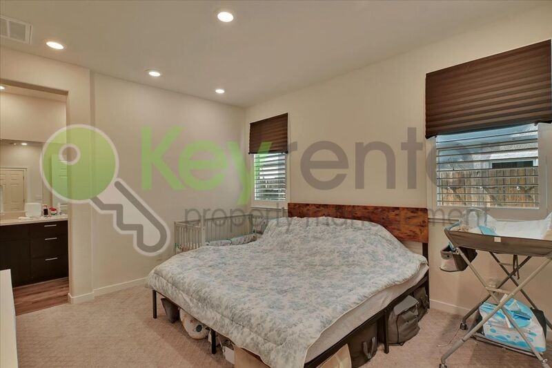 4168 Gossamer St - Photo 4 of 19